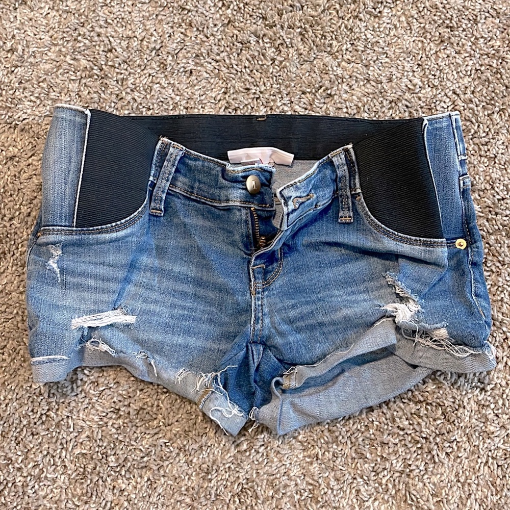 Maternity shorts size 2